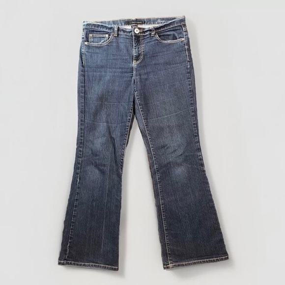 Calvin Klein Mid-Rise Flare Jeans Size 12 34x30 - Picture 1 of 9
